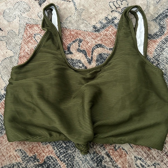 Coral reef swim top - Picture 1 of 5
